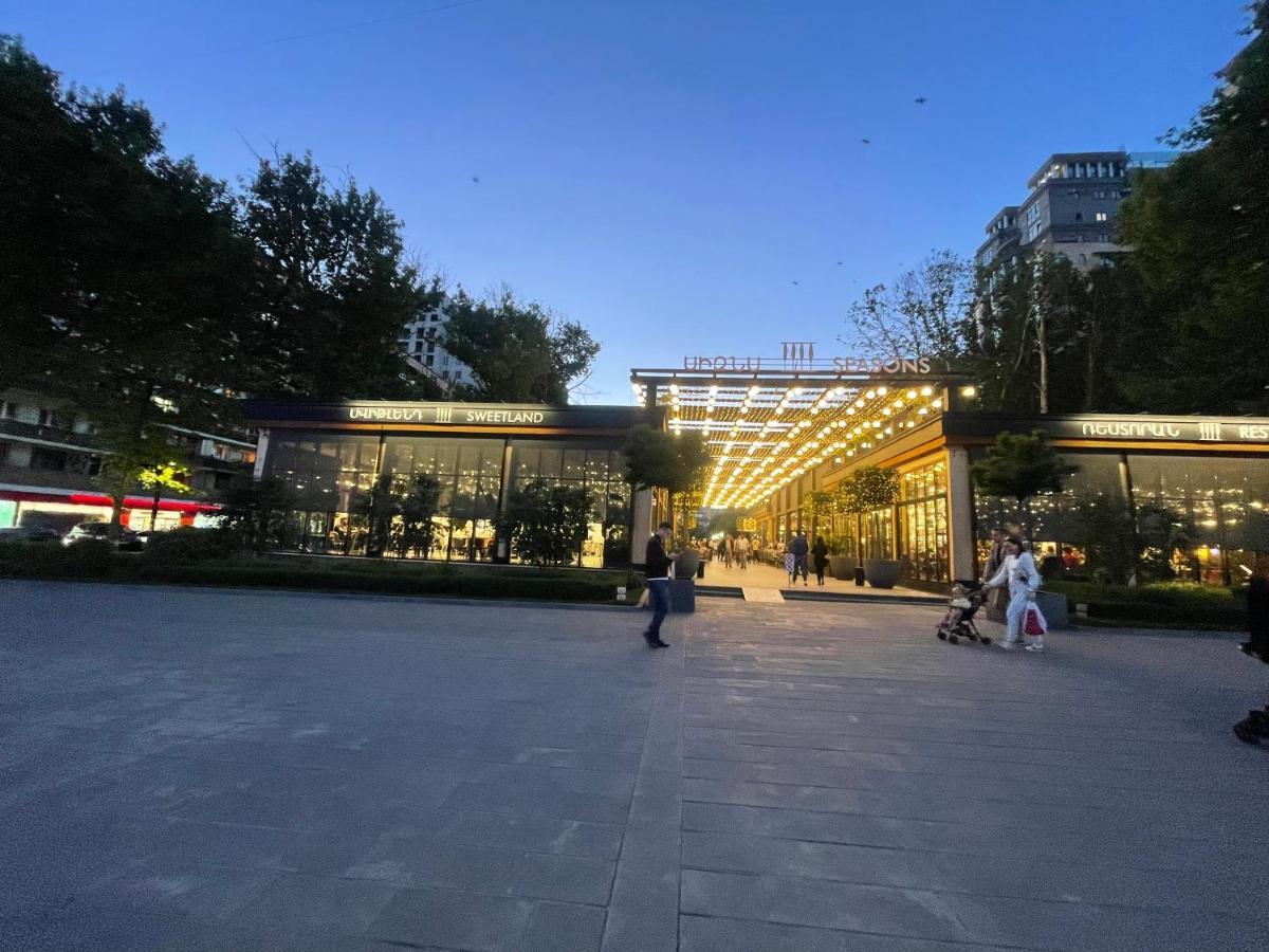 Panorama Apartments Jerevan Buitenkant foto