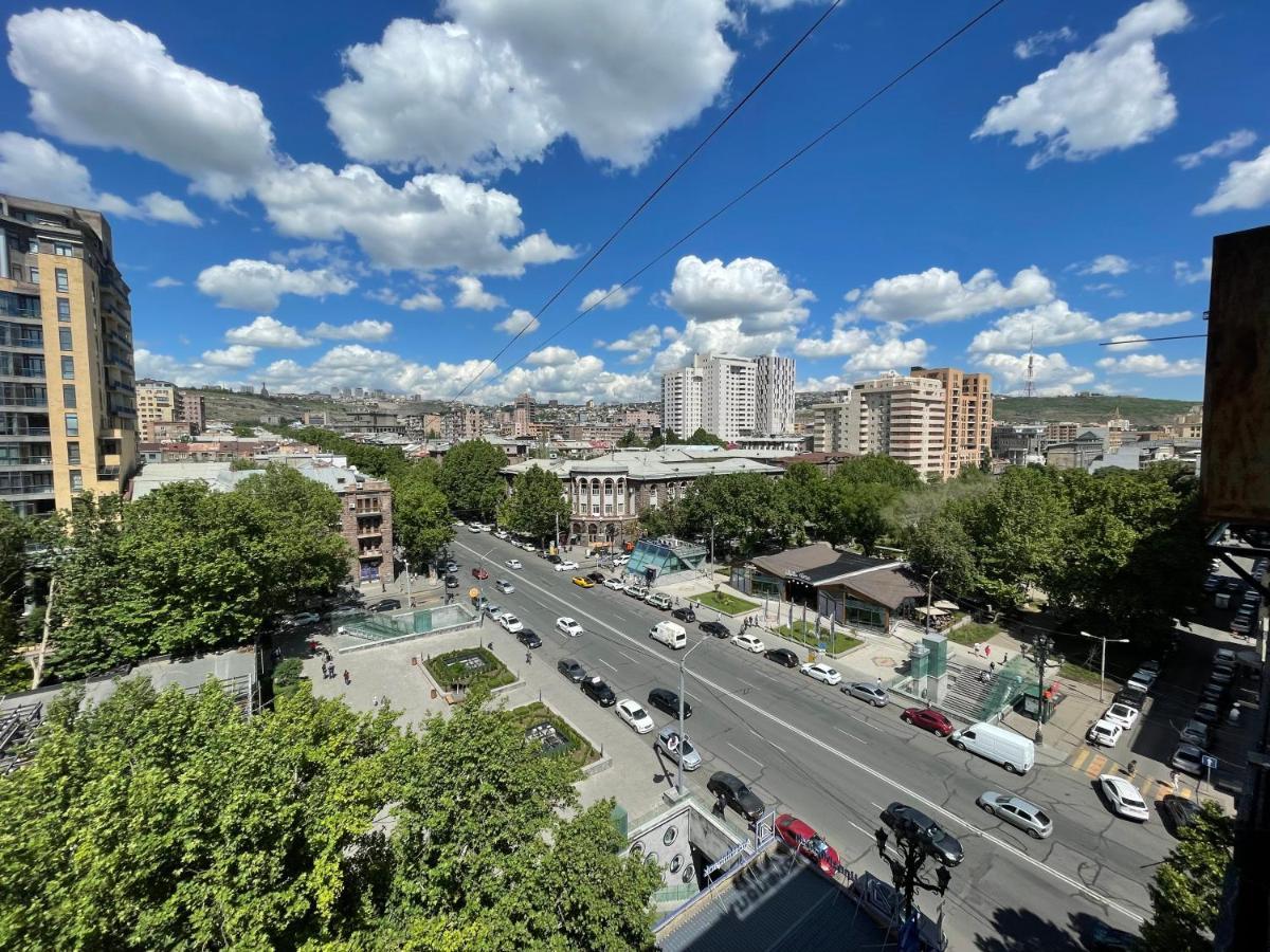 Panorama Apartments Jerevan Buitenkant foto